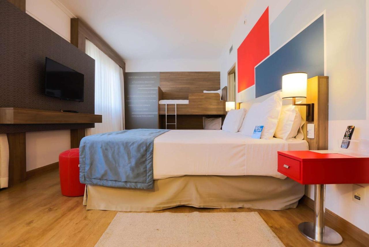 Hotel Tryp By Wyndham Ribeirão Preto Zewnętrze zdjęcie A room at the hotel