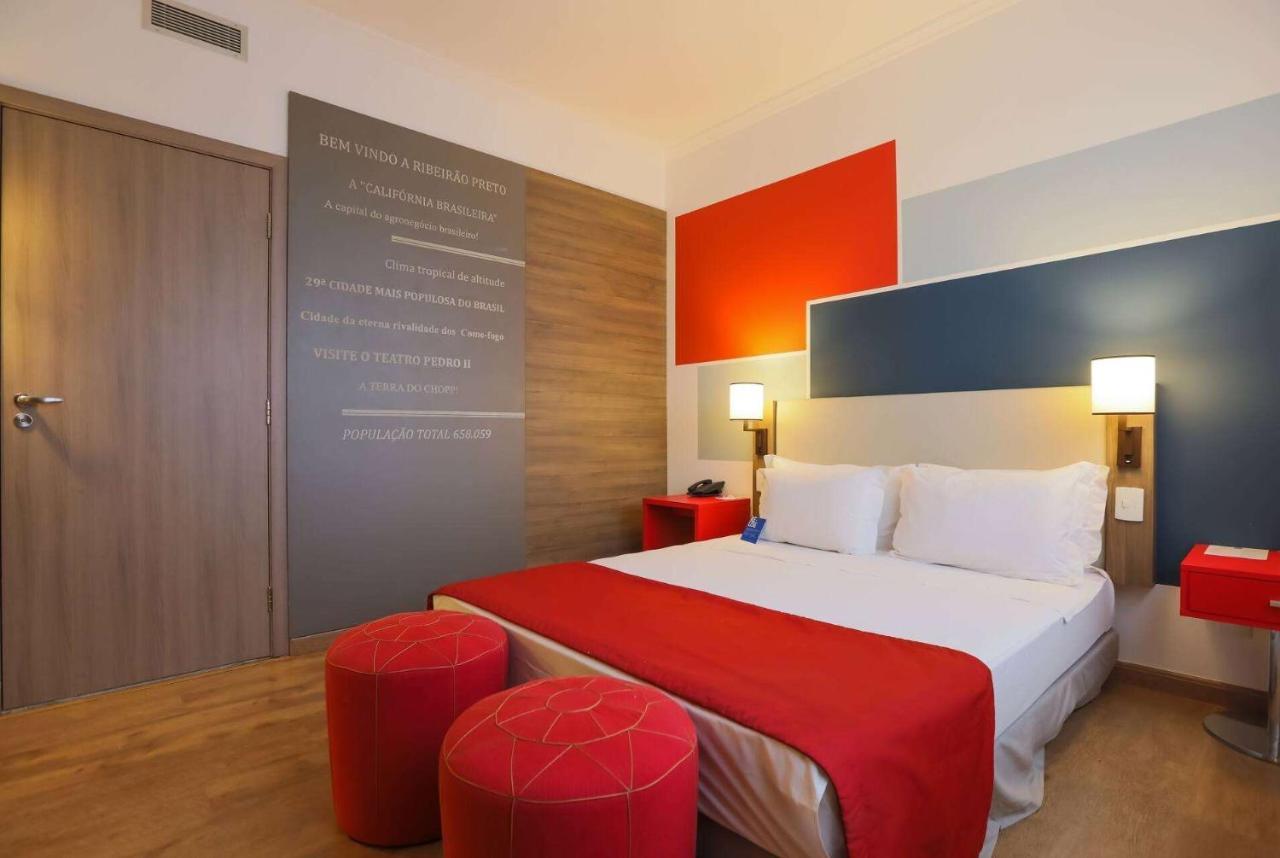 Hotel Tryp By Wyndham Ribeirão Preto Zewnętrze zdjęcie A room at the hotel