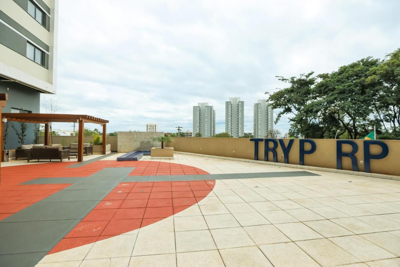 Hotel Tryp By Wyndham Ribeirão Preto Zewnętrze zdjęcie The rooftop of the building